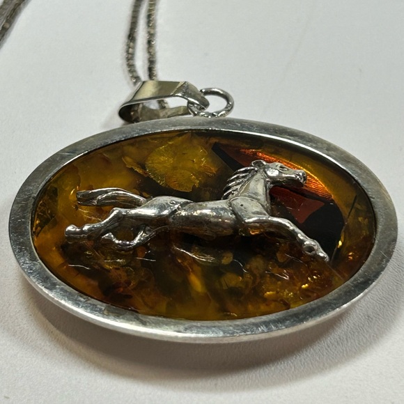Sterling Silver 925 Horse Baltic Amber Necklace Box Italy Chain Large Pendant - Picture 10 of 10